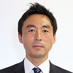 半田　真樹