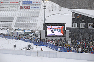 高梨選手の地元・北海道でのＷ杯、5,000人を超える大観衆がつめかけました